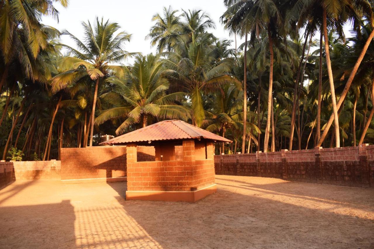 Regenta Resort Mango Village Guhagar Kudān Exterior foto